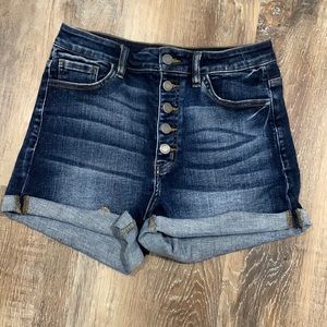 •KANCAN•KURVY•ULTRA HIGH RISE•DENIM SHORTS•